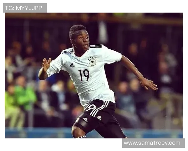 穆科科展现潜力多特蒙德耐心培养未来之星